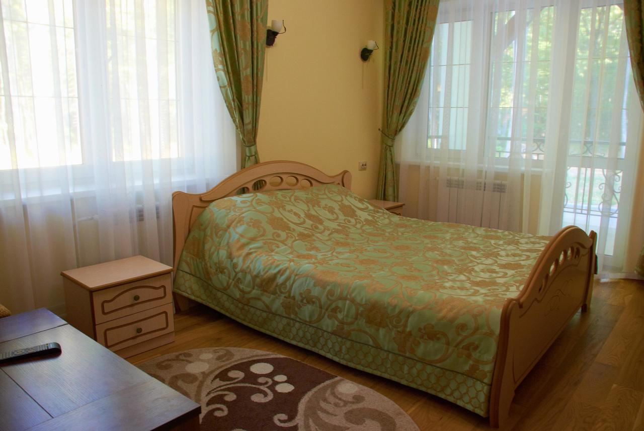 Belovezhskaya Pushcha Hotel Complex Zharkovshina Ngoại thất bức ảnh