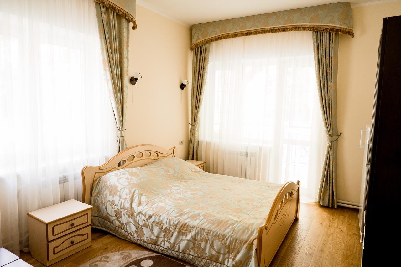 Belovezhskaya Pushcha Hotel Complex Zharkovshina Ngoại thất bức ảnh